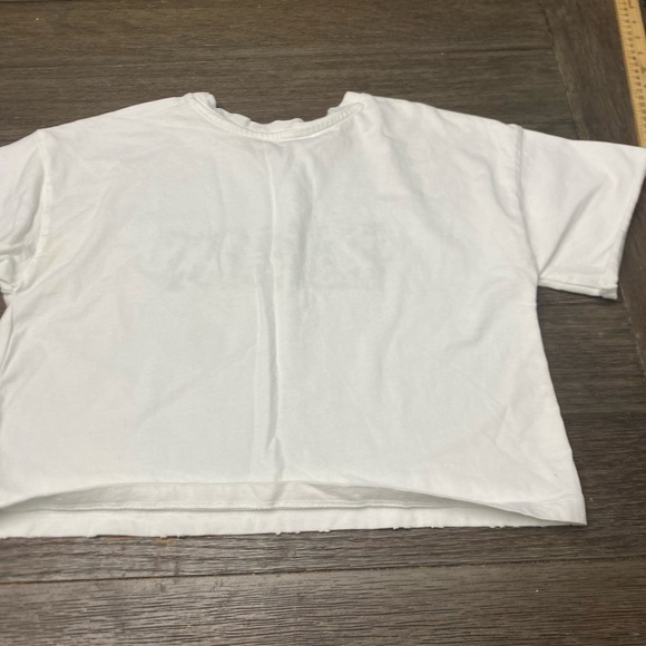 Forever 21 FLAWLESS Crop Top White distress Hem shirt size M - Picture 8 of 8